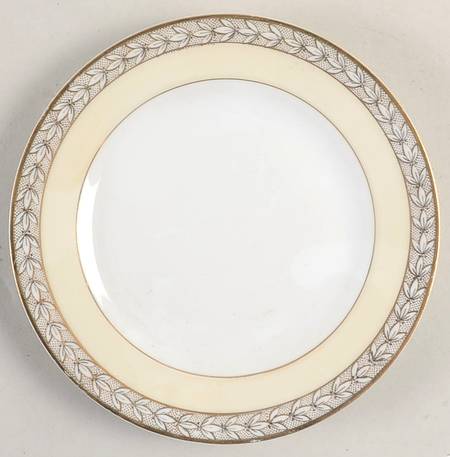 Savannah (Rim, Gold) Bread & Butter Plate