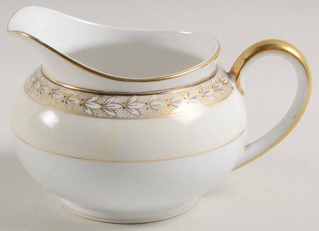 Savannah (Rim, Gold) Creamer