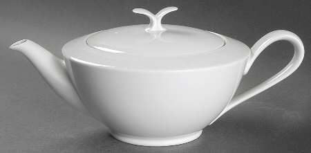 Savoy White Teapot & Lid