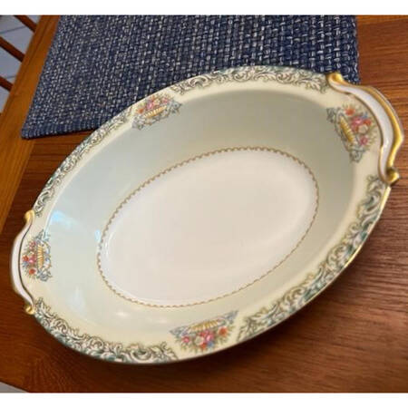 Savoia 10" Oval Vegetable Bowl