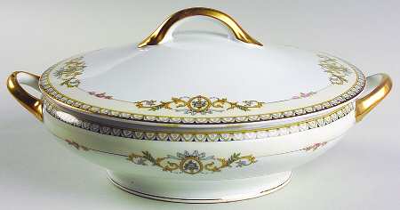 Savona Round Covered Vegetable