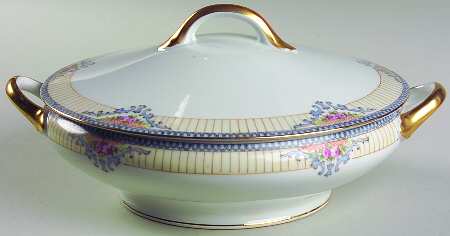 Savoy Round Covered Vegetable