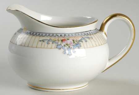 Savoy Creamer