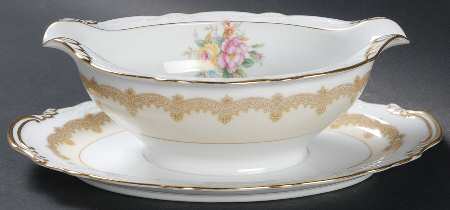 Schenley Gravy Boat with Attached Underplate