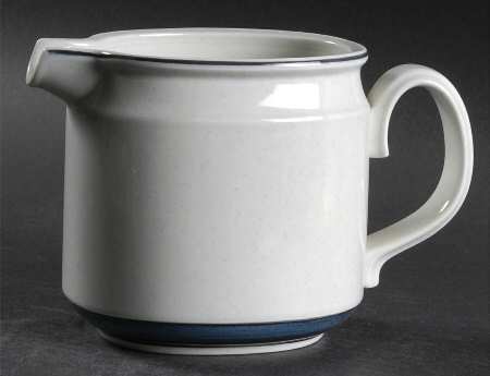 Seabreeze 24 Oz Pitcher