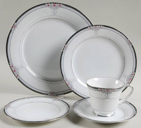 Seance 5 Piece Place Setting