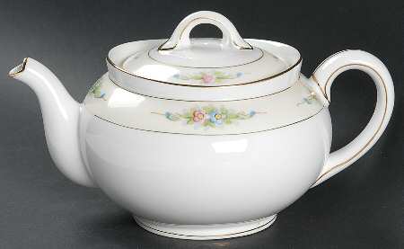 The Sedan Teapot & Lid