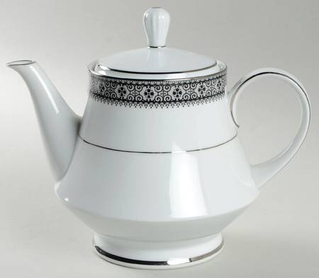 Segovia Teapot & Lid