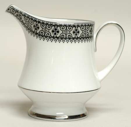 Segovia Creamer