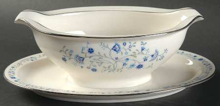 Serene Garden Gravy Boat with Attached Underplate