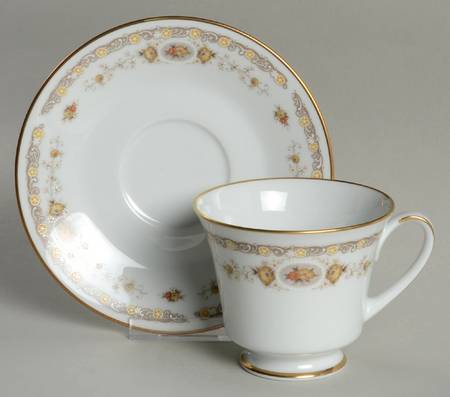 Selina Footed Cup & Saucer Set