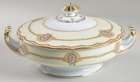 Serena Round Covered Vegetable