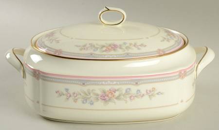 Sestina Oval Covered Vegetable