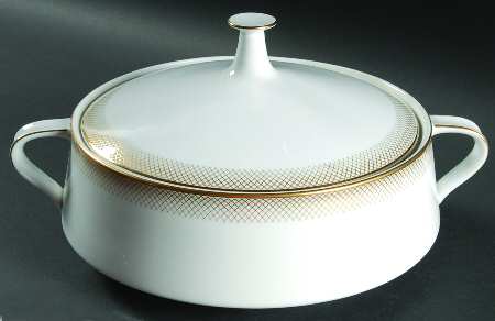 Seville Round Covered Vegetable