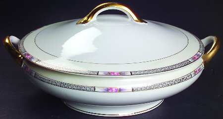 Seville Round Covered Vegetable