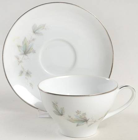 Sezanne Flat Cup & Saucer Set