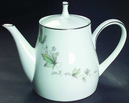 Sezanne Teapot & Lid