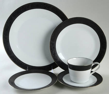 Sharon (Platinum Trim) 40 Piece Estate Set