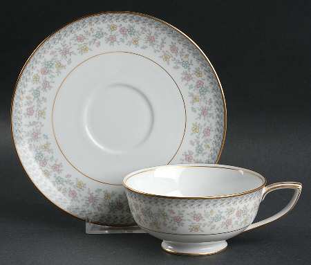 Sharlene Footed Cup & Saucer Set