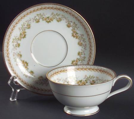 Shelburne Footed Cup & Saucer Set
