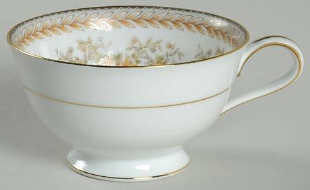 Shelburne Footed Cup