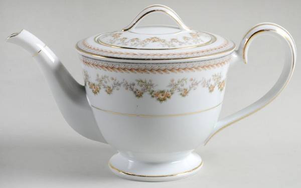Shelburne Teapot & Lid