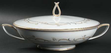 Sherwin Round Covered Vegetable