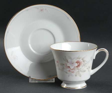 Shrewsbury Footed Cup & Saucer Set