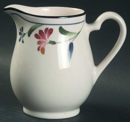 Shannon Spring Creamer