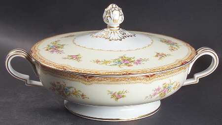 Sibley Round Covered Vegetable