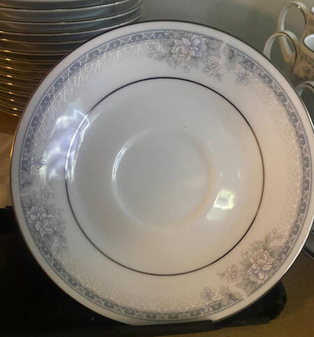 Silk Garland Saucer