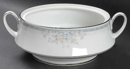 Silk Garland Round Vegetable No Lid