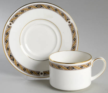 Sinclair Flat Cup & Saucer Set
