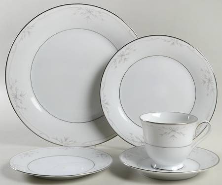 Silk Ribbons 5 Piece Place Setting by Noritake