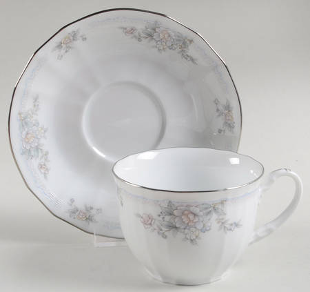 Smithfield Flat Cup & Saucer Set