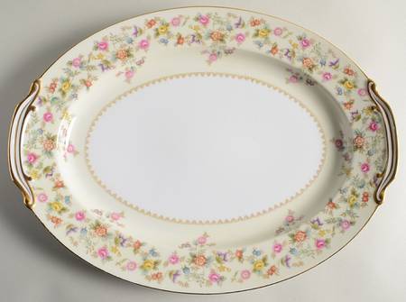 Smilax 13" Oval Serving Platter