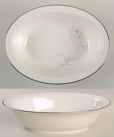 Snow Field 10" Oval Vegetable Bowl