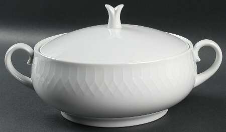 Snowden Round Covered Vegetable