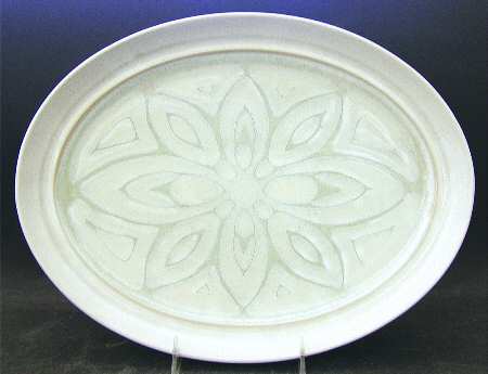 Snowflake (8523) 13" Oval Serving Platter