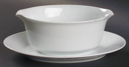 Snowville Gravy Boat with Attached Underplate