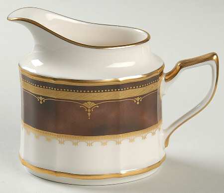 Solemn Amber Creamer