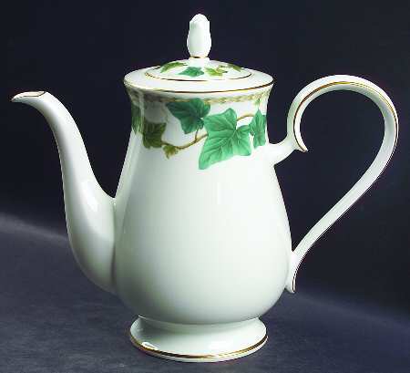 Southern Estate Coffee Pot & Lid