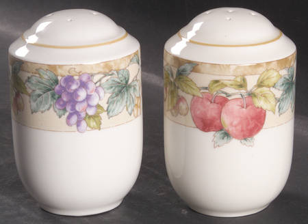 Sonoma Gardens Salt & Pepper Set