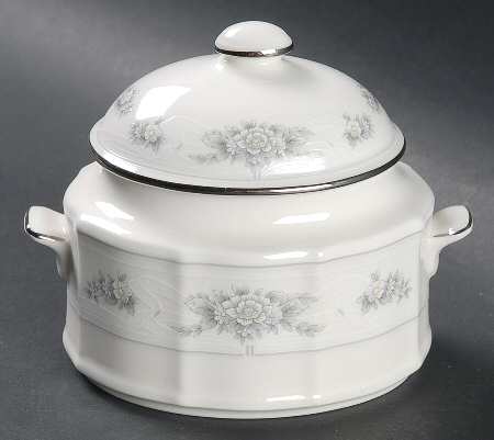 Southern Lace Sugar Bowl & Lid by Noritake