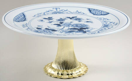 Sometsuke Cake Stand with 4"-5" Metal Pedestal  Hc