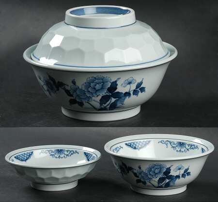 Sometsuke Covered Soup has Cereal Base & Fruit Bowl Cover