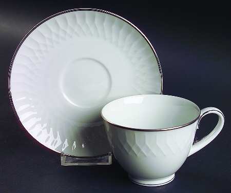 Sonoma Footed Cup & Saucer Set