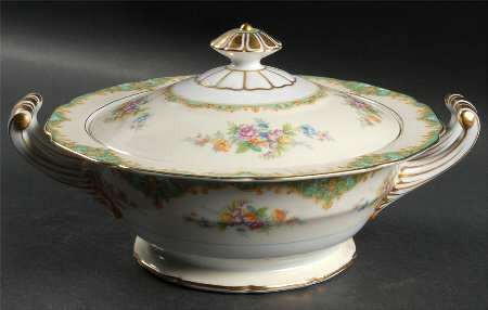 Sonata Round Covered Vegetable