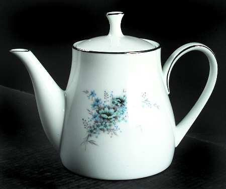 Sonnet Teapot & Lid
