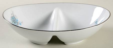 Sonnet 10" Oval Divided Vegetable Bowl